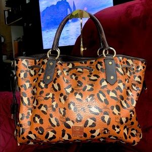 💯 Authentic MCM Visetos Leopard Print Satchel/Drawstring Bag